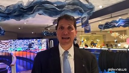 Msc Crociere porta il mare sulla facciata della Rinascente di Milano