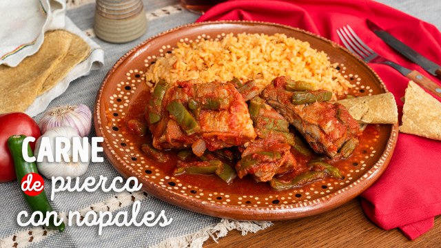 Carne de puerco con nopales, receta casera y fácil