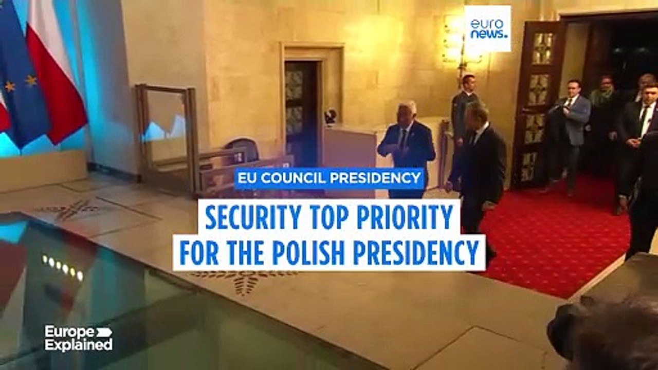 Polish minister flags defence priorities and weaning off Russian fuel