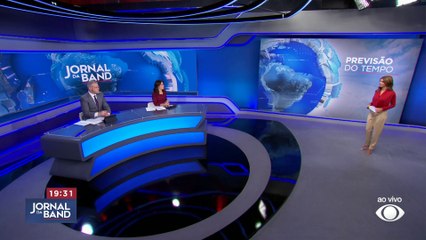 Chuva provoca enchentes em Goiânia