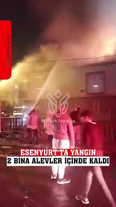 #SONDAKIKA 💥Esenyurt Yeşikent Mahallesinden Yangın Çıktı.