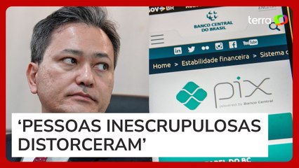 Governo revoga fiscalização do Pix após críticas e fake news