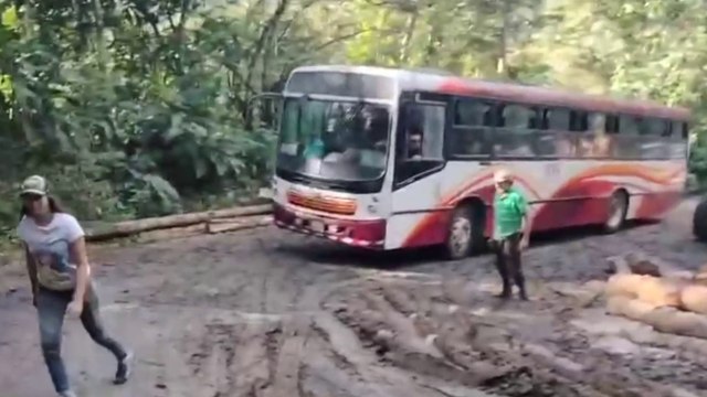 tn7-Alcalde y vecinos de Turrialba piden declarar estado de emergencia en Ruta Nacional 414-150125