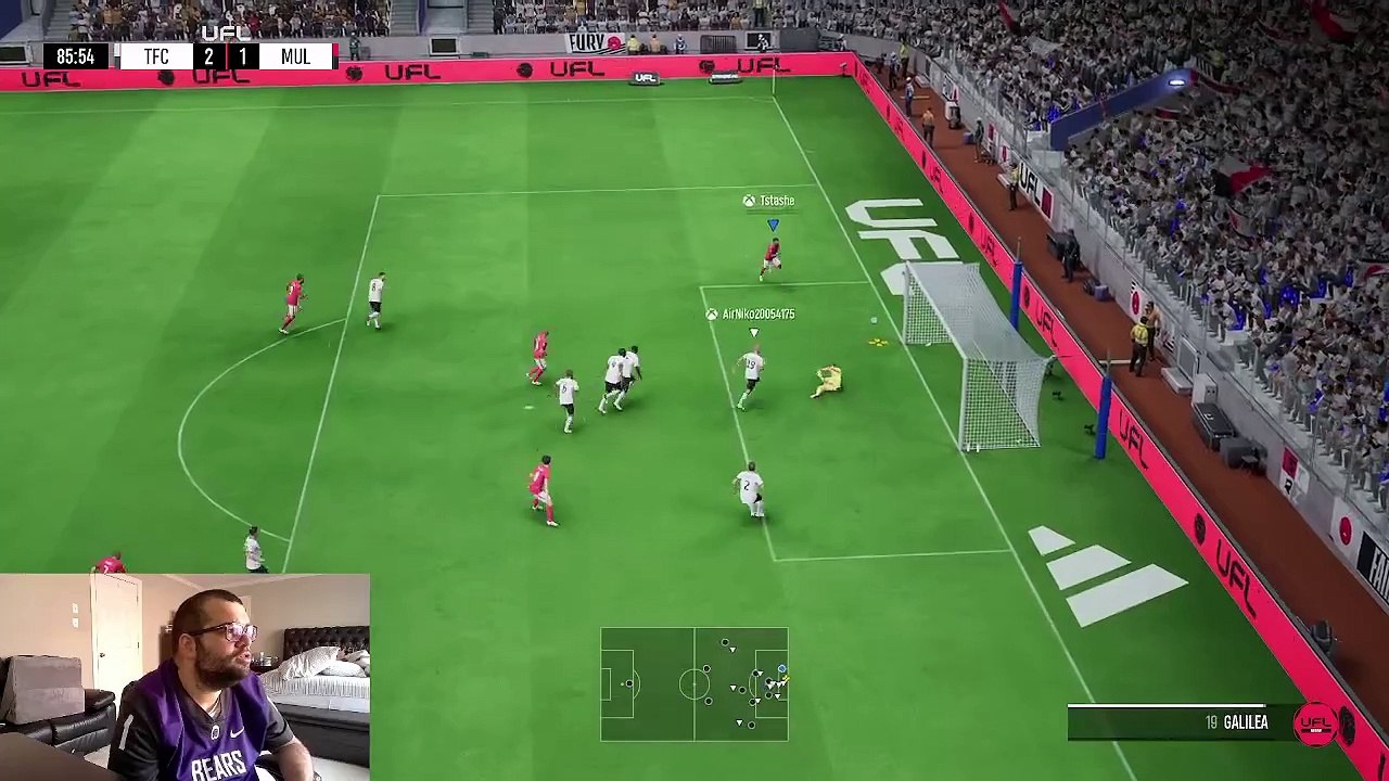 Playing Online (UFL)