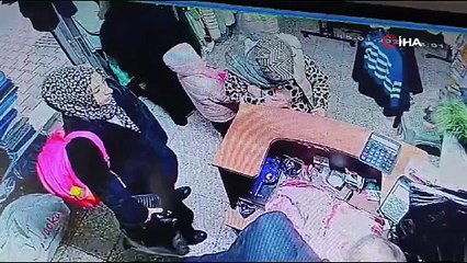 Bulduğu kredi kartıyla borcunu ödeyip market alışverişi yaptı