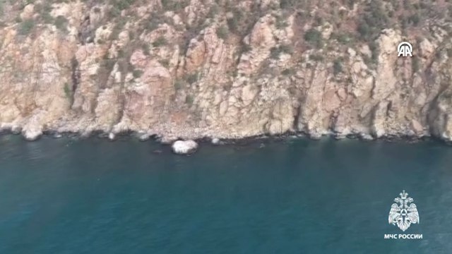 Karadeniz'de petrol sızıntısından etkilenen alanlar havadan görüntülendi