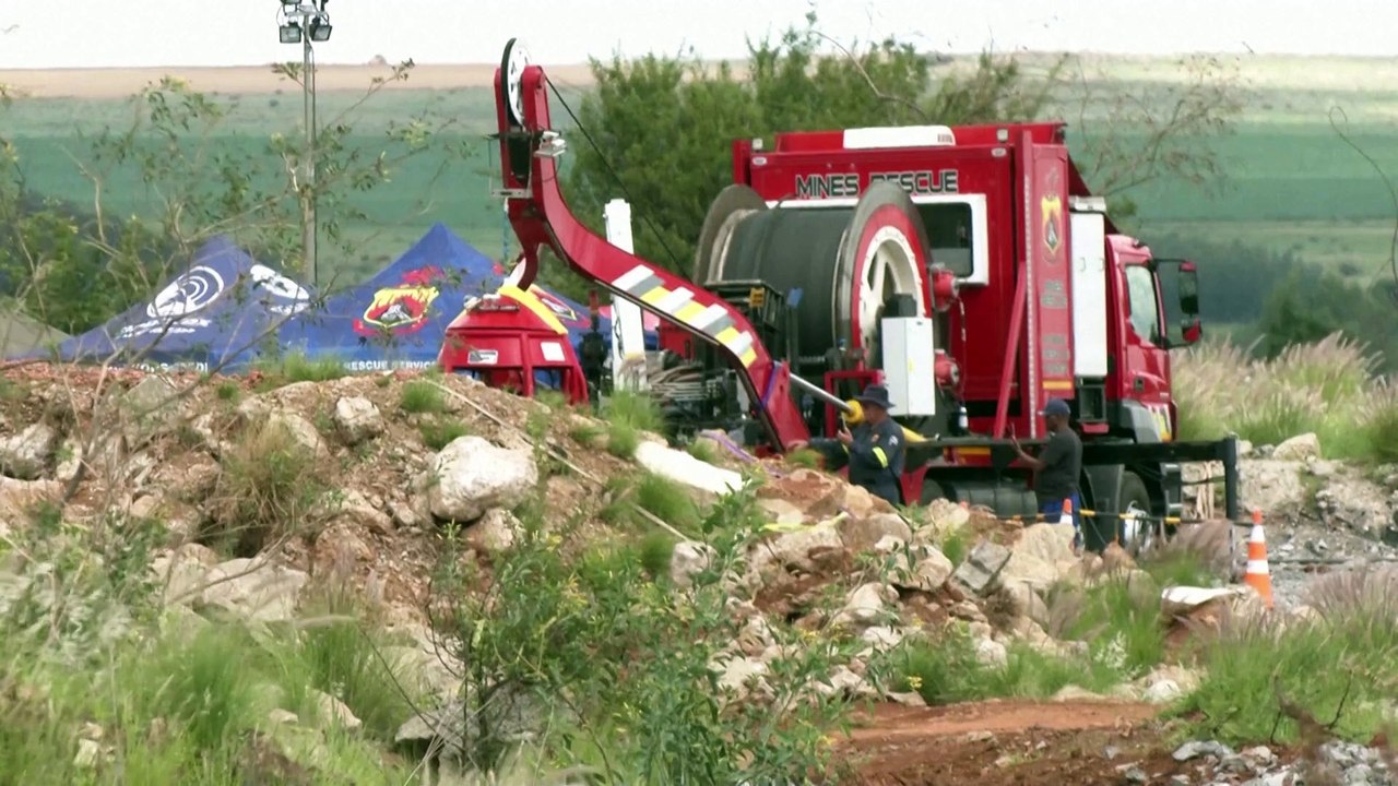 Death toll from South African mine siege rises to 78, rescued now at 166