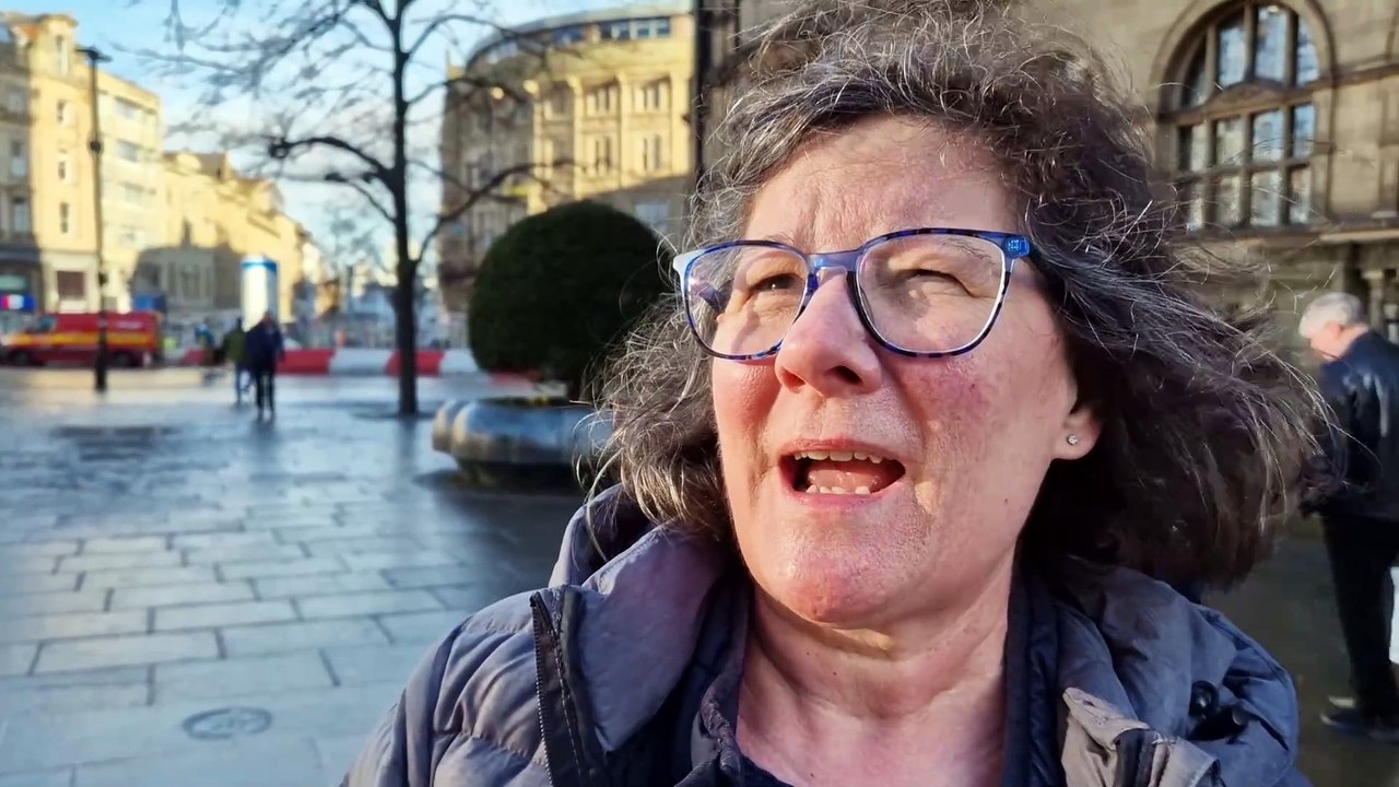 Do you think Sheffield's children's playgrounds are safe enough?