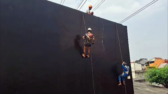 Perbaikan Dak Beton Bocor dengan Layanan Waterproofing Profesional