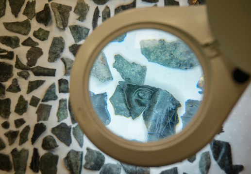 Hurdalıktan tarihi eser fışkırdı: 2 bin yıllık ve binlerce!