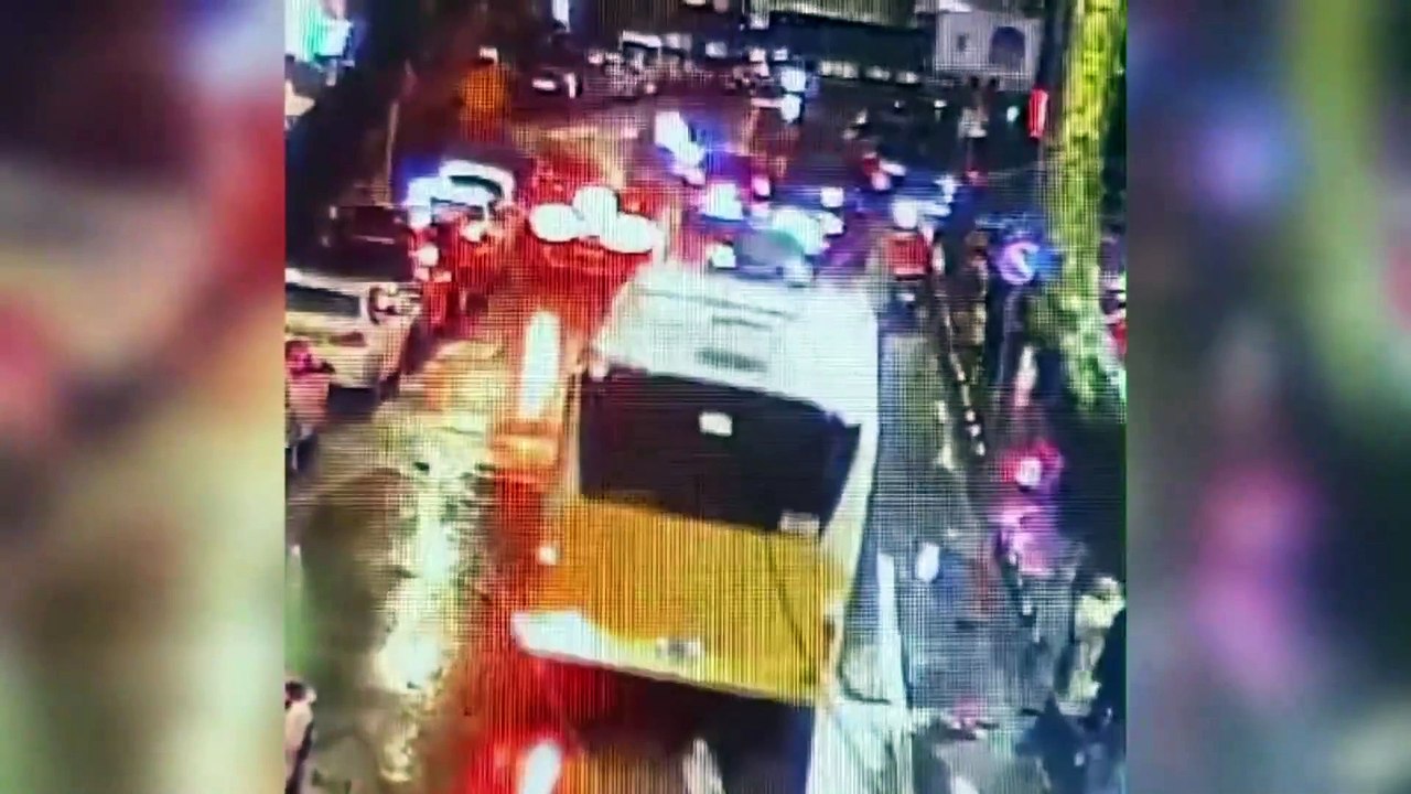 Bakan Yerlikaya duyurdu: Sahte polis kimliği ve çakarlarla yakalandı