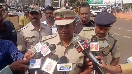 ATM में पैसे जमा करने जा रहे शख्स को बदमाशों ने गोली मारी, 93 लाख रुपये लूटे