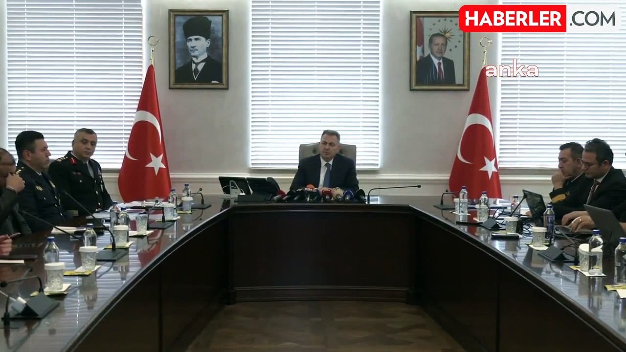 İzmir Valisi Süleyman Elban, 2024 Yılı Asayiş ve Güvenlik Verilerini Açıkladı: 208 Organize Suç Örgütü Çökertildi, 57 Bin 550 Aranan Şahıs Yakalandı