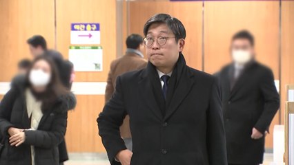 '내란 첫 재판' 김용현 전 장관 "일개 검사가 계엄 옳다 그르다" / YTN