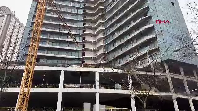 İstanbul - Maslak'ta rezidans inşaatında 1 kişinin öldüğü bıçaklı sopalı kavga kamerada / Ölenin fotoğraflarıyla