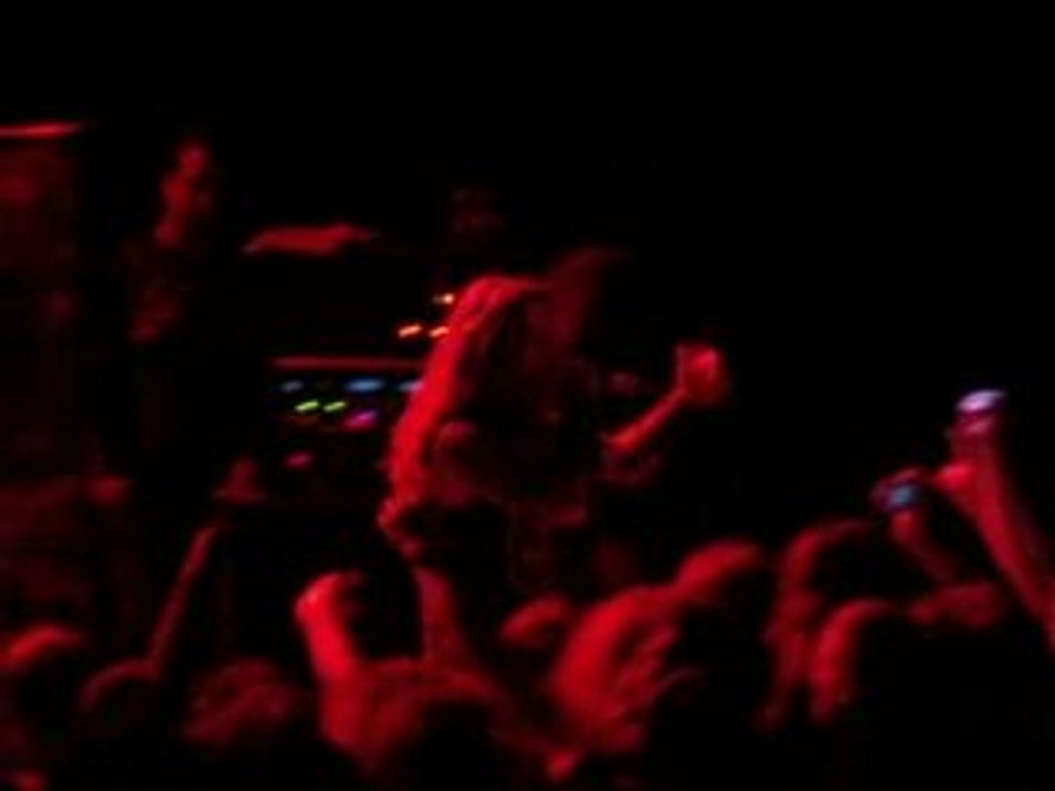 DevilDriver - Clouds over California (Trabendo-Paris-290408)
