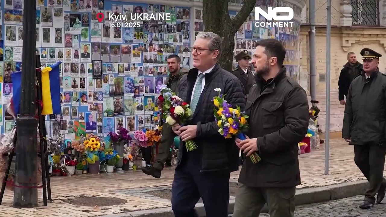 Ukraine's Zelenskyy and British leader Keir Starmer honour fallen heroes in Kyiv