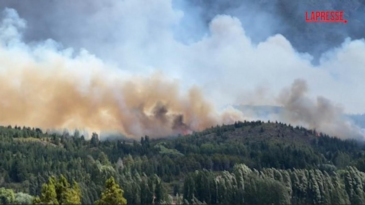 Incendio in Patagonia, in Argentina distrutte decine di case