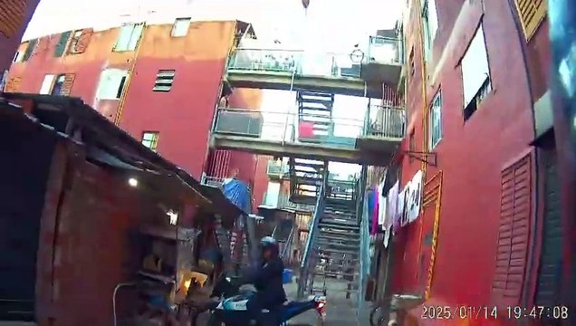 Feroz persecución en Morón para atrapar a un grupo de ladrones que habían robado un auto captura