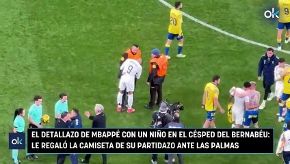 El detallazo de Mbappé con un niño en el césped del Bernabéu: le regaló la camiseta de su partidazo ante Las Palmas