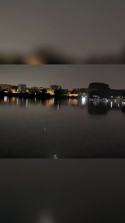 Nachtschein auf dem Wasser: Magische Reflexionen 🌃✨