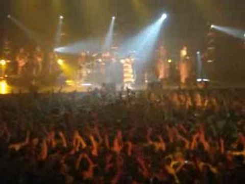 Tiken Jah Fakoly zenith Le balayeur balayé