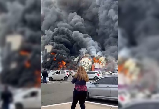 ext-incendio-en-plaza-comercial-en-mexico-160125