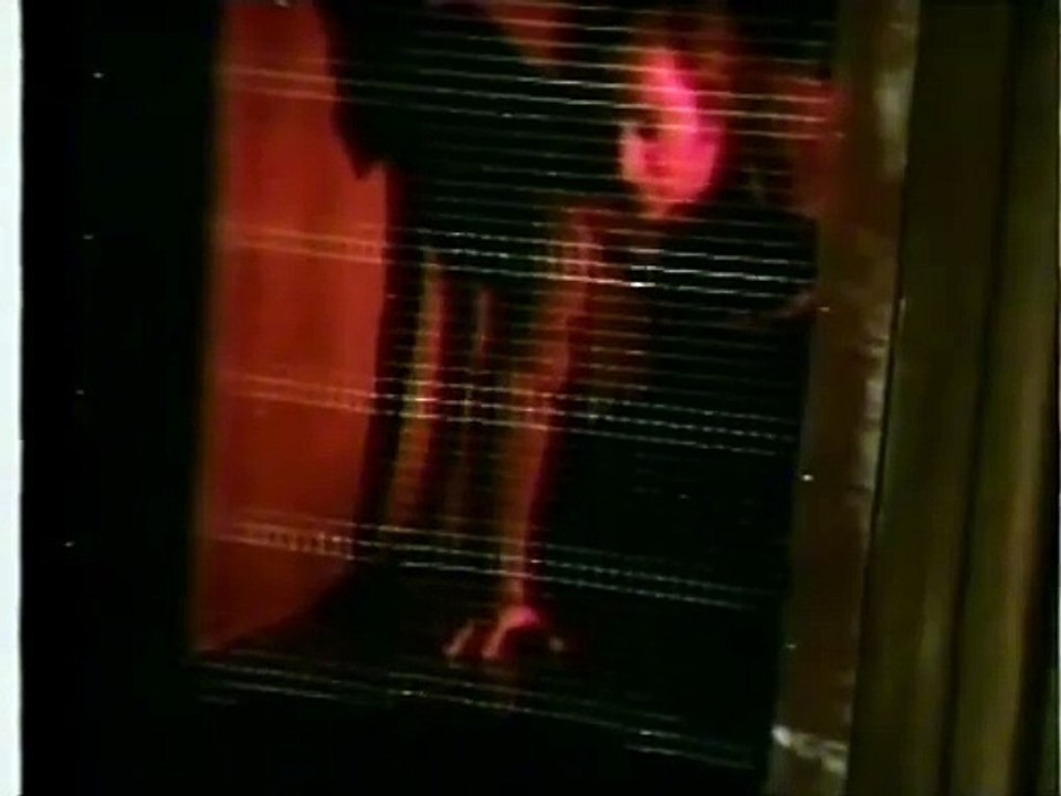 Beyond the Poseidon adventure (1979) TV version - 09