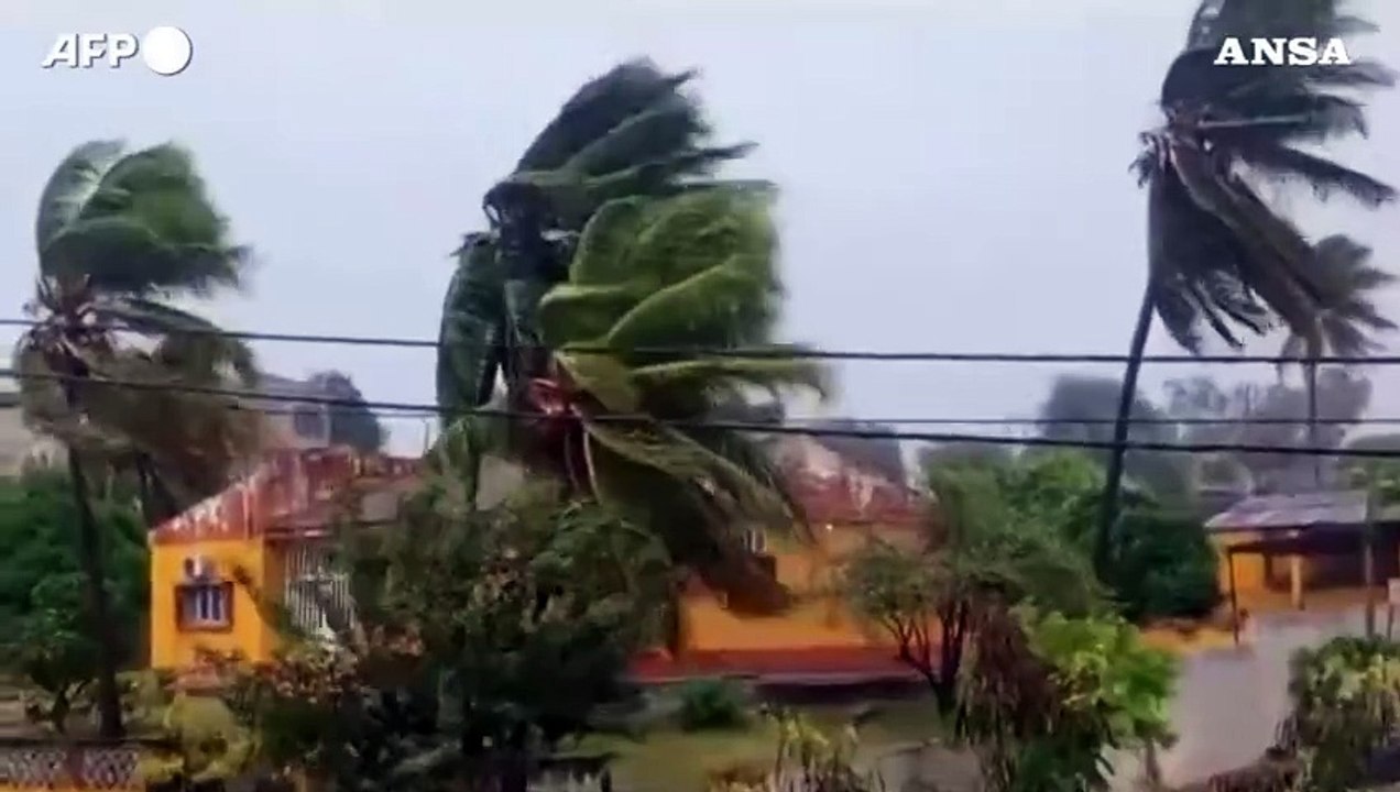Maltempo in Mozambico, il ciclone Dikeledi si abbatte sul Paese