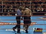 26 years ago Mike Tyson knocked out the South African   France lost in the 5th round, thereby improving its record to 46-3 (40 knockouts).  At the moment of the fight Tyson played on the cards of all 3 judges.