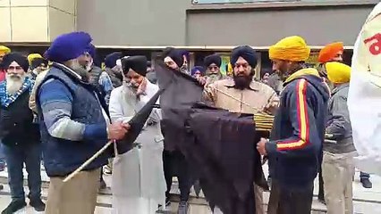 ਪੰਜਾਬ ਦੇ ਸਿਨੇਮਾਘਰਾਂ 'ਚ ਨਹੀਂ ਚੱਲਿਆ ਕੰਗਨਾ ਰਣੌਤ ਦੀ 'ਐਮਰਜੈਂਸੀ' ਦਾ ਜਾਦੂ, ਅੰਮ੍ਰਿਤਸਰ 'ਚ ਪਹਿਲੇ ਦਿਨ ਦਾ ਪਹਿਲਾਂ ਸ਼ੋਅ ਹੋਇਆ ਕੈਂਸਲ