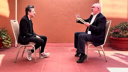 Patricio Pron, autor de “El espíritu de mis padres sigue subiendo en la lluvia” | En 15