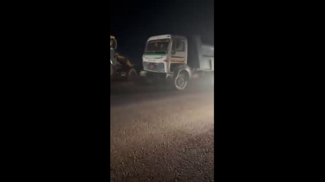 VIDEO: सड़क दुर्घटना में बाइक सवार मां बेटे घायल, महिला की अस्पताल में इलाज के दौरान मौत