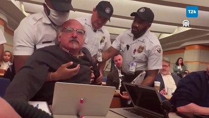 ABD Dışişleri Bakanı Blinken, iki gazeteci tarafından protesto edildi