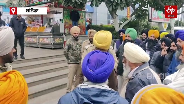 ਐਮਰਜੰਸੀ ਫਿਲਮ ਨੂੰ ਲੈ ਕੇ ਸਿੱਖ ਜਥੇਬੰਦੀਆਂ ਵੱਲੋਂ ਅਤੇ ਸ਼੍ਰੋਮਣੀ ਕਮੇਟੀ ਦਾ ਵਿਰੋਧ ਲੁਧਿਆਣਾ ਦੇ ਸਿਨੇਮਾ ਘਰਾਂ ਦੇ ਬਾਹਰ ਇਕੱਠੇ ਹੋਏ ਸਿੱਖ ਆਗੂ। ਨਹੀਂ ਲੱਗੀ ਫਿਲਮ