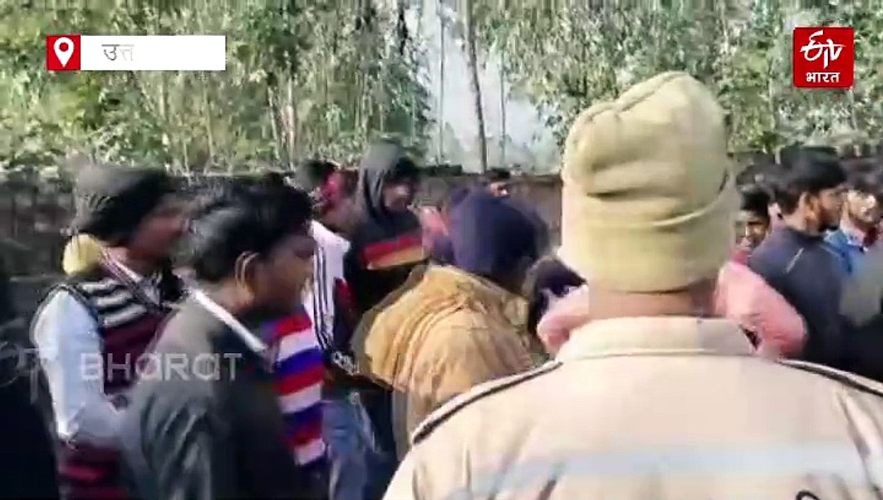 अलीगढ़ में अराजक तत्वों ने अंबेडकर की प्रतिमा क...