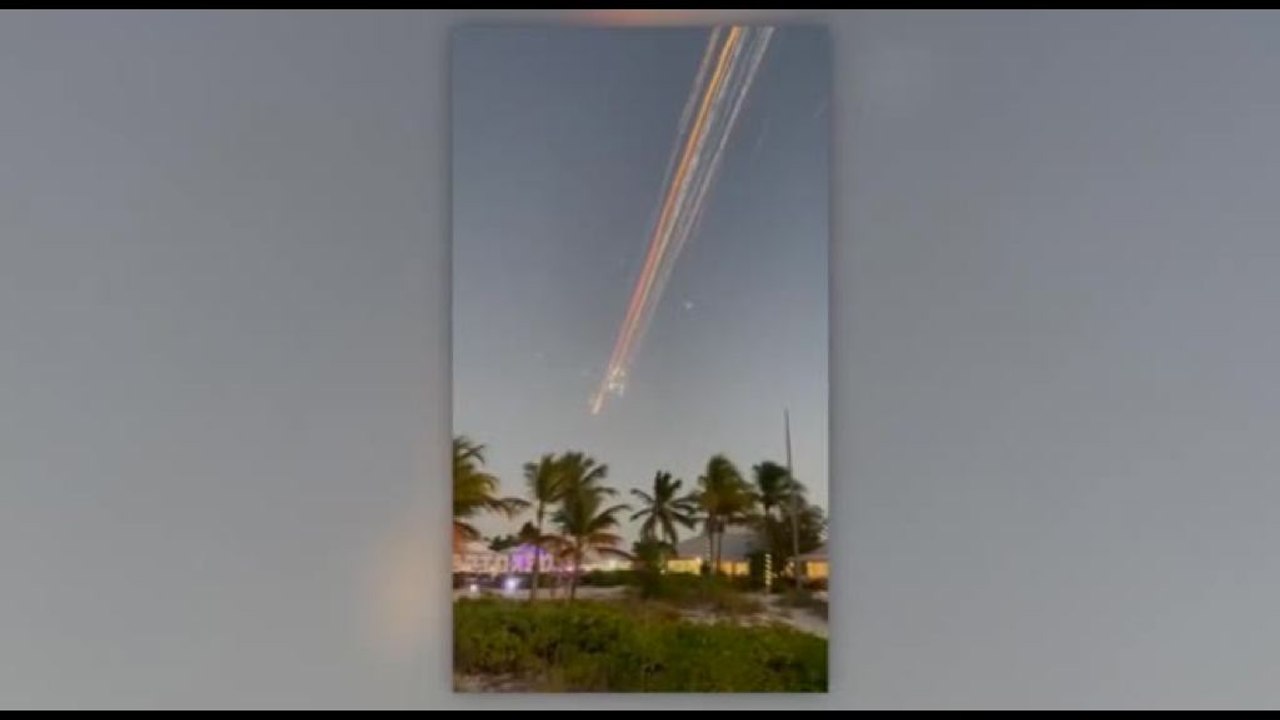 La Starship esplode, la spettacolare cascata di detriti