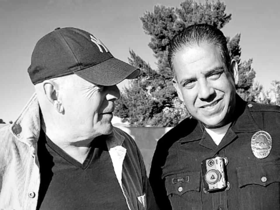 Demenzkranker Bruce Willis bedankt sich öffentlich bei Helfern