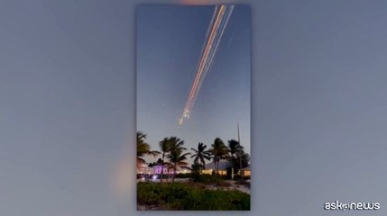 La Starship esplode, la spettacolare cascata di detriti