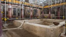 Pompei, spunta un grande complesso termale: il video