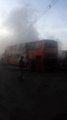 Un bus se incendia en plena carretera en el norte de Santa Cruz y pasajeros lamentan pérdida de equipaje