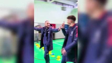 Altay Bayındır İngiltere'de Göz Kamaştırıyor! ⚽