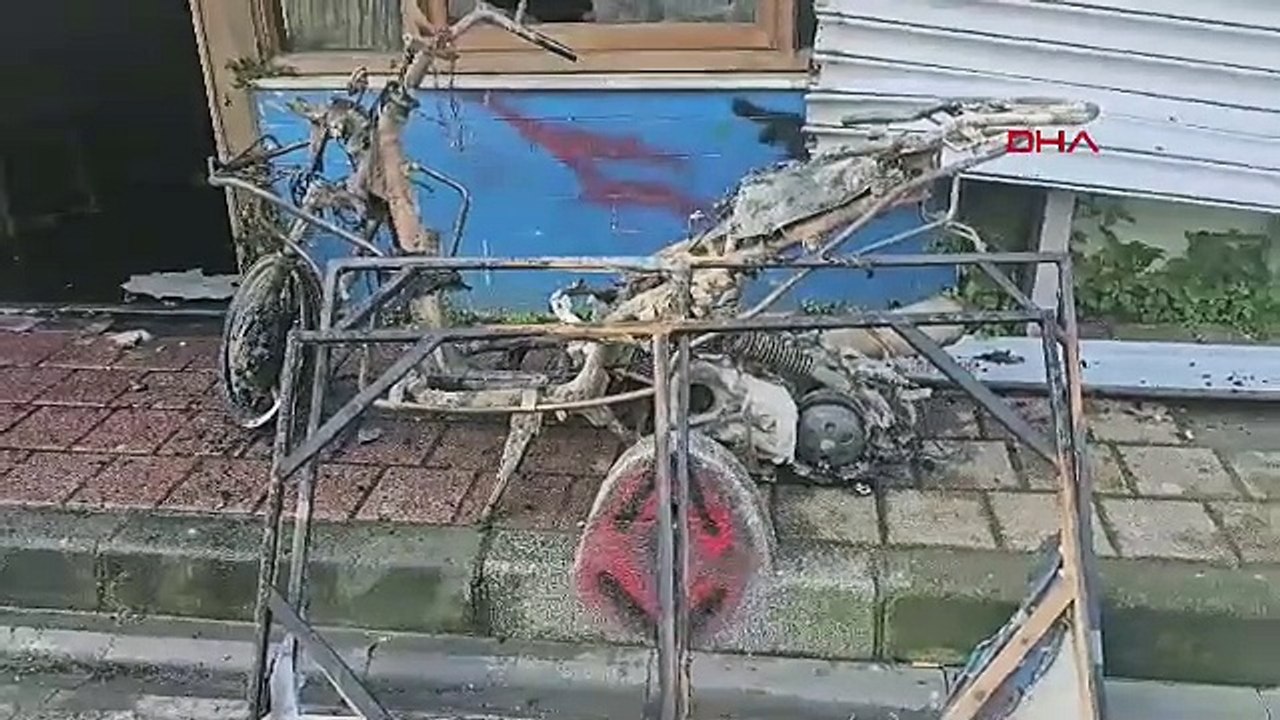 İstanbul- Balat'ta işlenen cinayetin ardından şüphelinin evi kundaklandı
