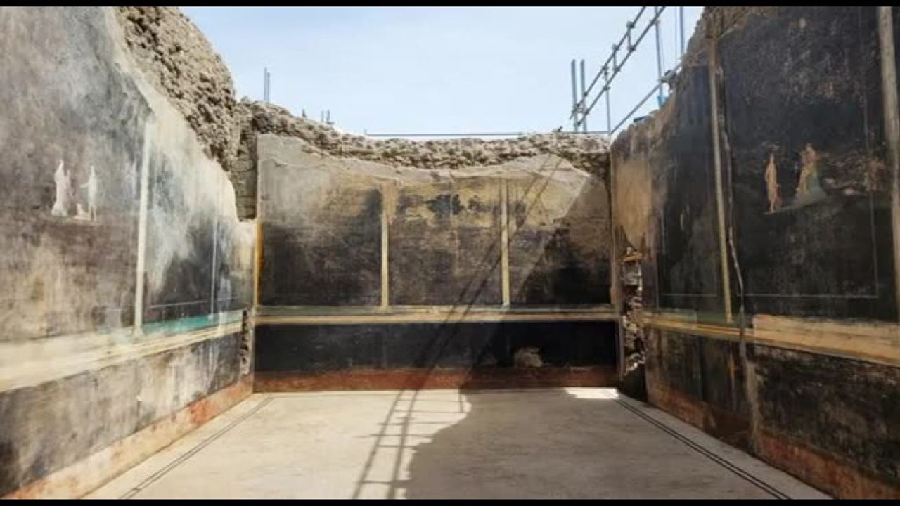 Pompei, emerge un grande complesso termale in una domus privata