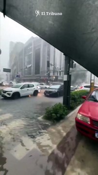 Fuertes lluvias provocan inundaciones en el Balneario Camboriu