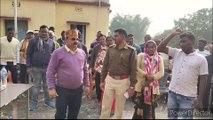 एफआईआर, गिरफ्तारी के बाद पुलिस प्रशासन सीधे पहुंच रही गांव, अफीम की फसल को नष्ट करने और दोबारा खेती से तौबा करने की दिला रहे शपथ