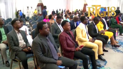 BRH bay sètifika ak anviwon 20 jounalis ki tap fòme sou ekononomi