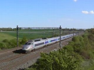 TGV Sud-Est à Montanay