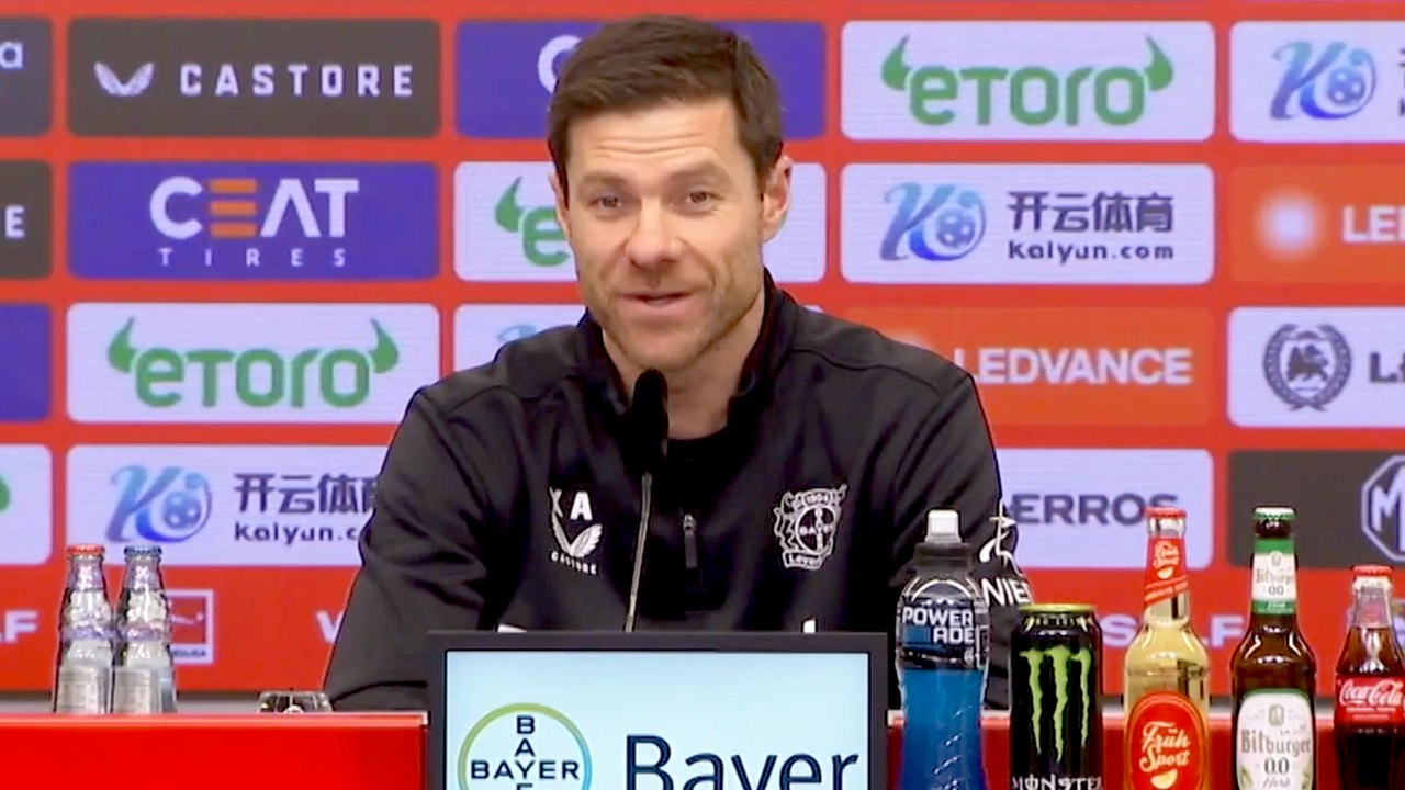 Xabi Alonso scherzt über Verkehrsfrage: 'Das ist nicht neu'