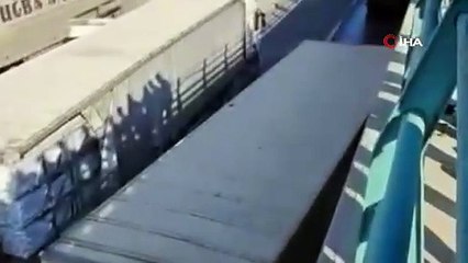 Manisa’da 4 tırın karıştığı kazada 2 kişi yaralandı